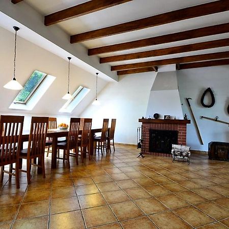 Biala Akacja Resort & Business プルドニク エクステリア 写真