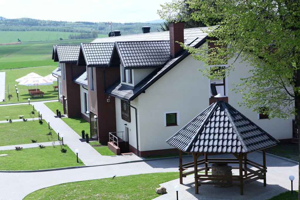 Biala Akacja Resort & Business プルドニク エクステリア 写真