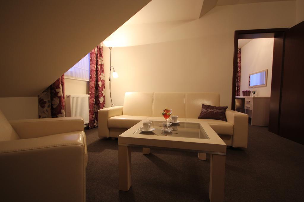 Biala Akacja Resort & Business プルドニク 部屋 写真
